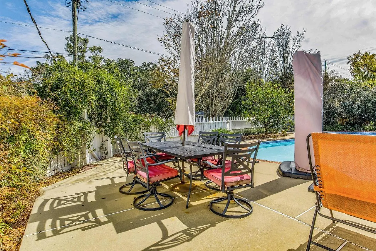The Carriage House Villa Pensacola 0*,