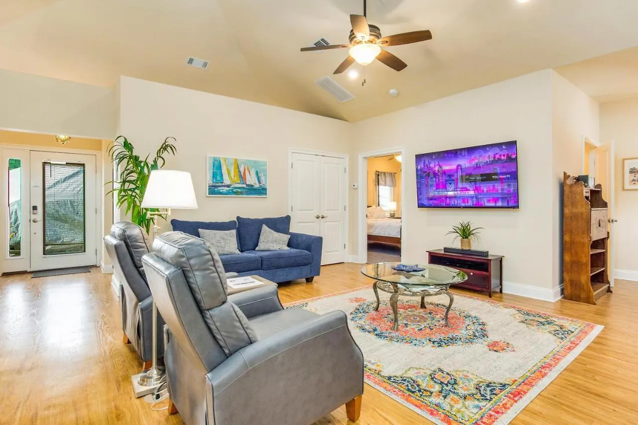 Holiday home The Carriage House Villa Pensacola
