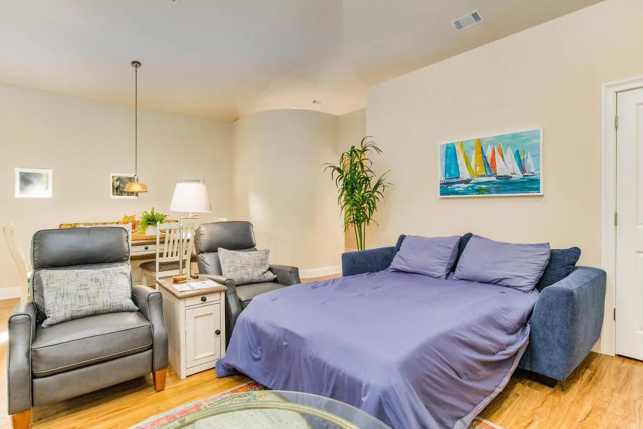 The Carriage House Villa Pensacola Holiday home