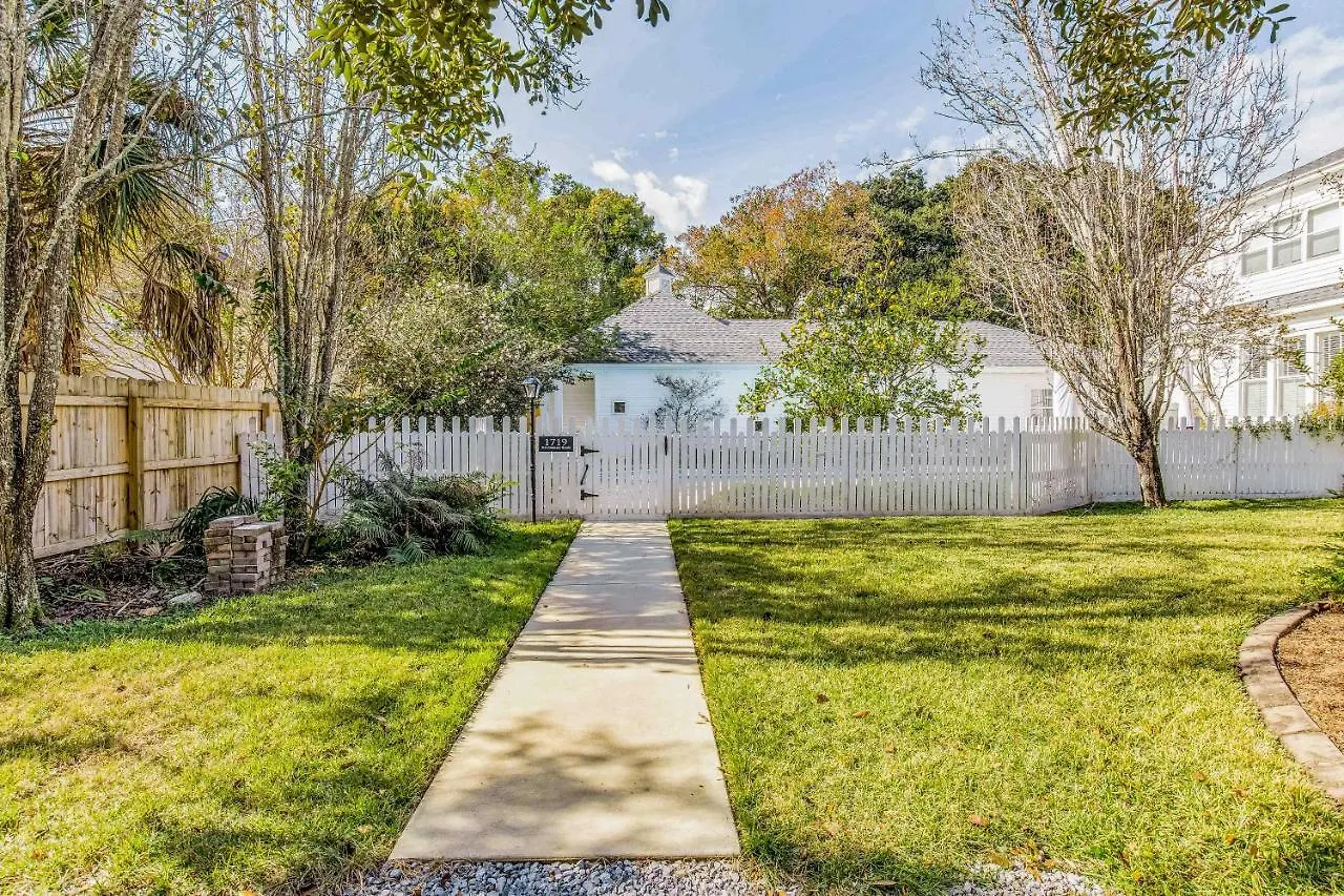 The Carriage House Villa Pensacola Holiday home